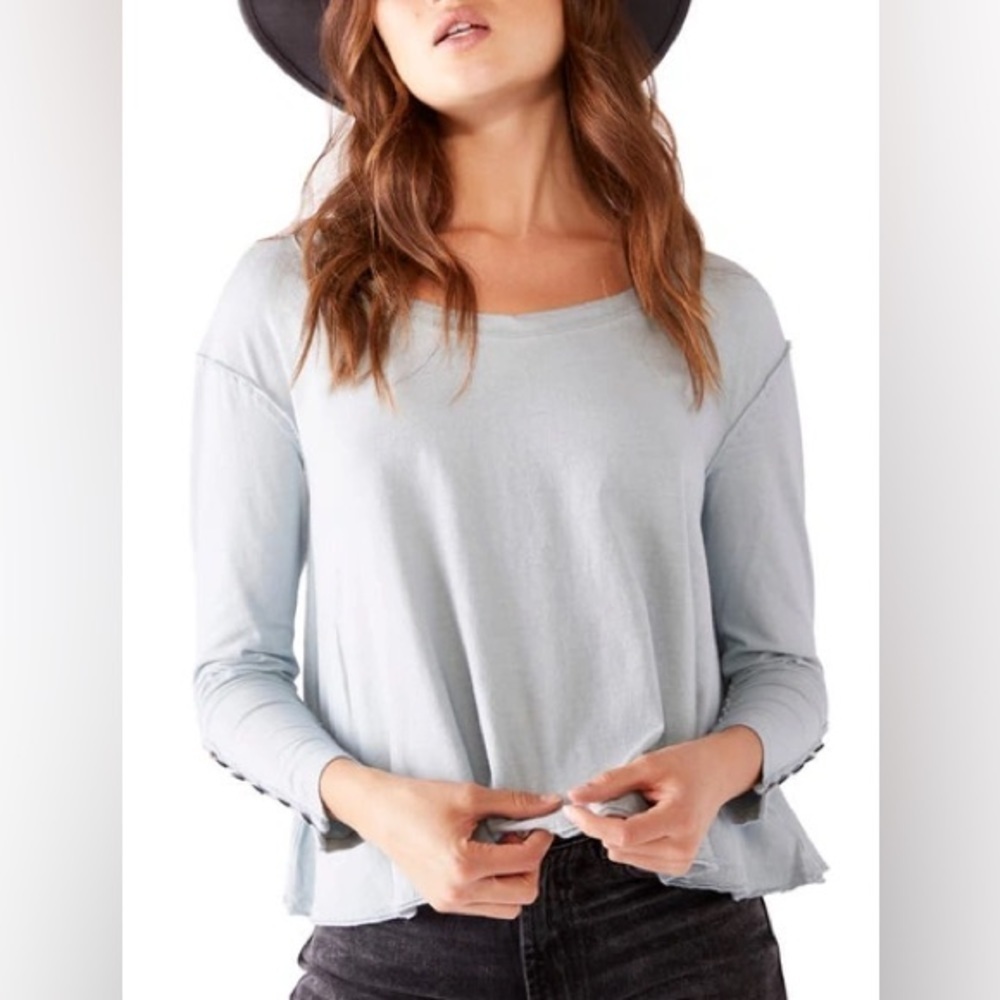 Free People Polar Fog Peony Blue Long Sleeve With Button Detail Top Size Large